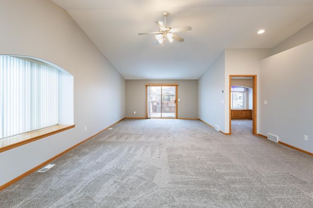 3594 Taylor Street S, Fargo, ND 58104