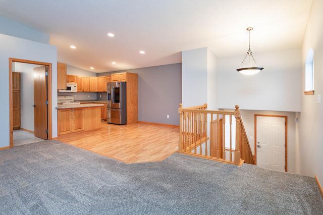 3594 Taylor Street S, Fargo, ND 58104