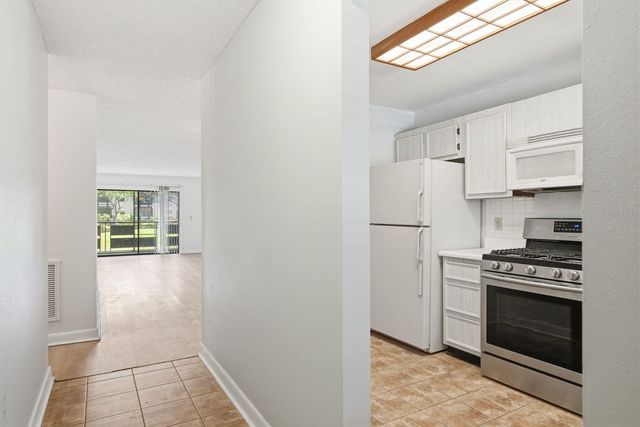6070 80TH STREET N 109, St Petersburg, FL 33709