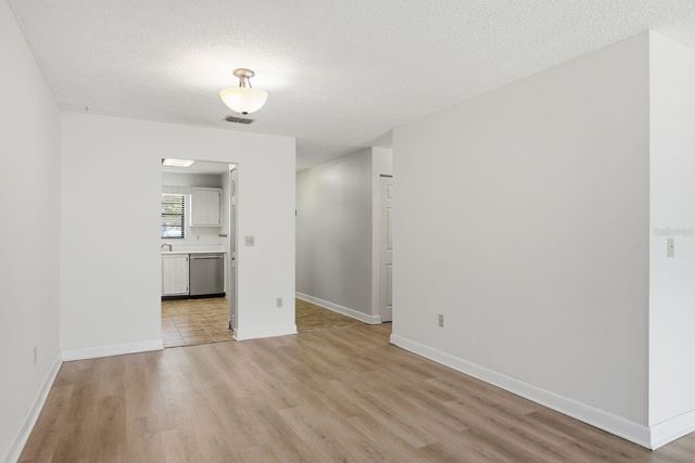 6070 80TH STREET N 109, St Petersburg, FL 33709
