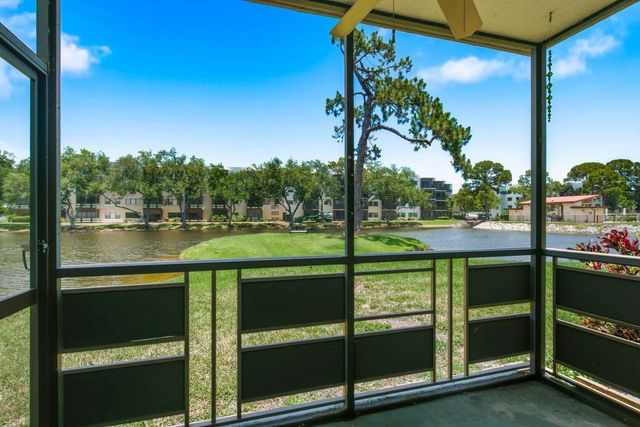 6070 80TH STREET N 109, St Petersburg, FL 33709