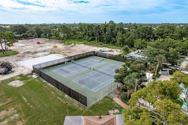 6070 80TH STREET N 109, St Petersburg, FL 33709