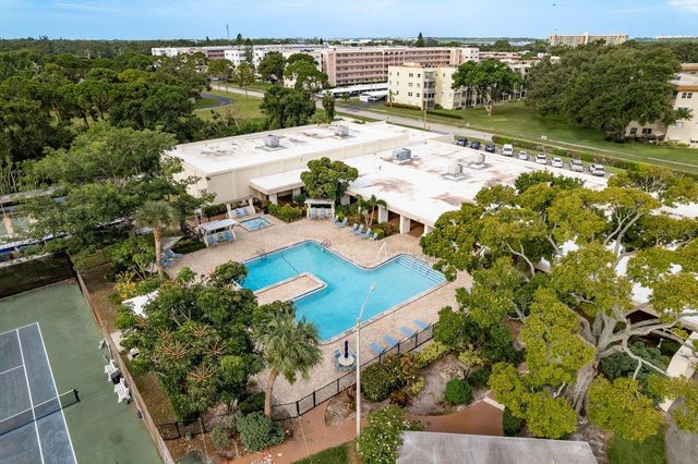 6070 80TH STREET N 109, St Petersburg, FL 33709