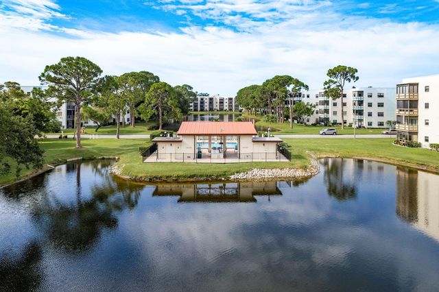 6070 80TH STREET N 109, St Petersburg, FL 33709