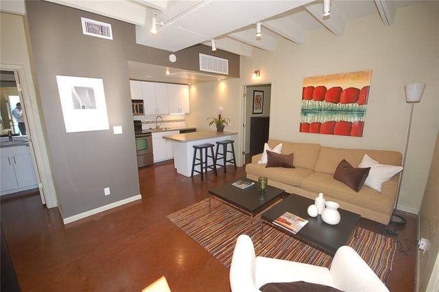 2408 Leon ST 109, Austin, TX 78705