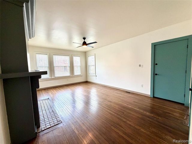 2045 Calvert Street, Detroit, MI 48206