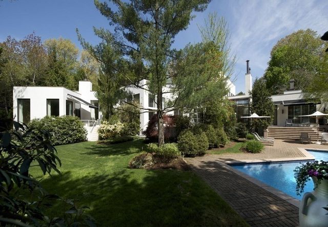 132 Yarmouth Road, Brookline, MA 02467