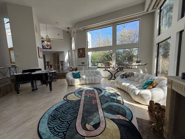 132 Yarmouth Road, Brookline, MA 02467