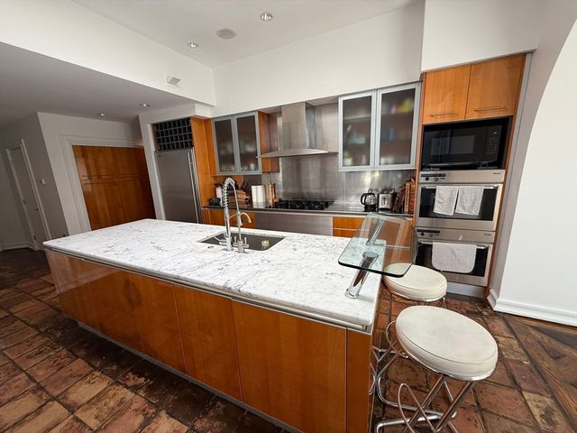 132 Yarmouth Road, Brookline, MA 02467