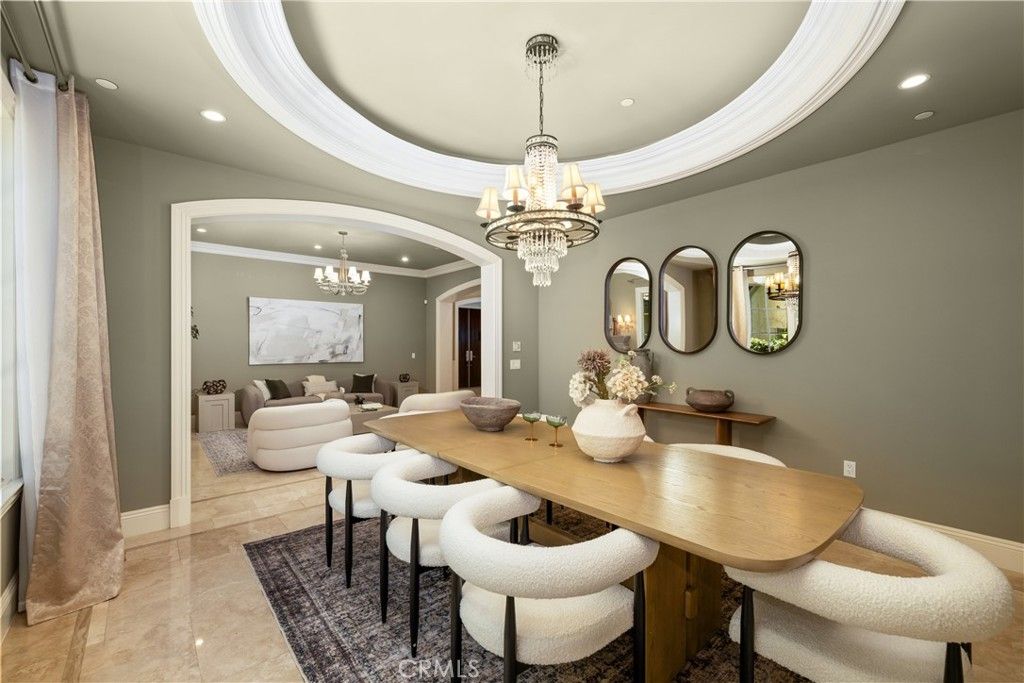 Image 23 of property listing at 423 W Lemon Avenue, Arcadia, CA 91007