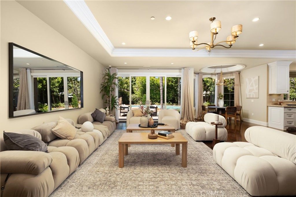 Image 30 of property listing at 423 W Lemon Avenue, Arcadia, CA 91007