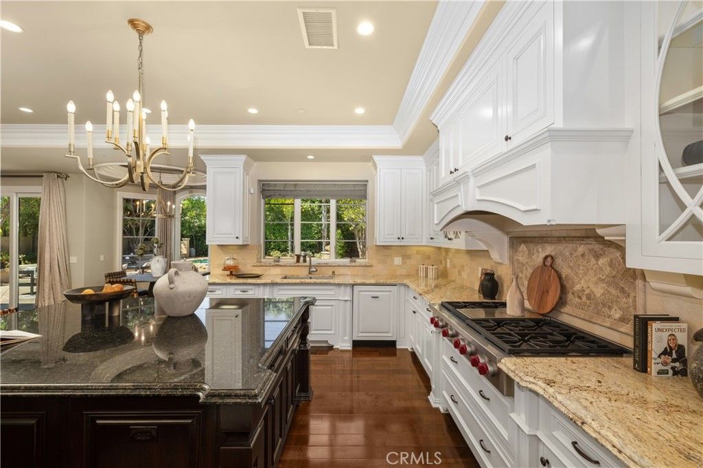 Image 41 of property listing at 423 W Lemon Avenue, Arcadia, CA 91007
