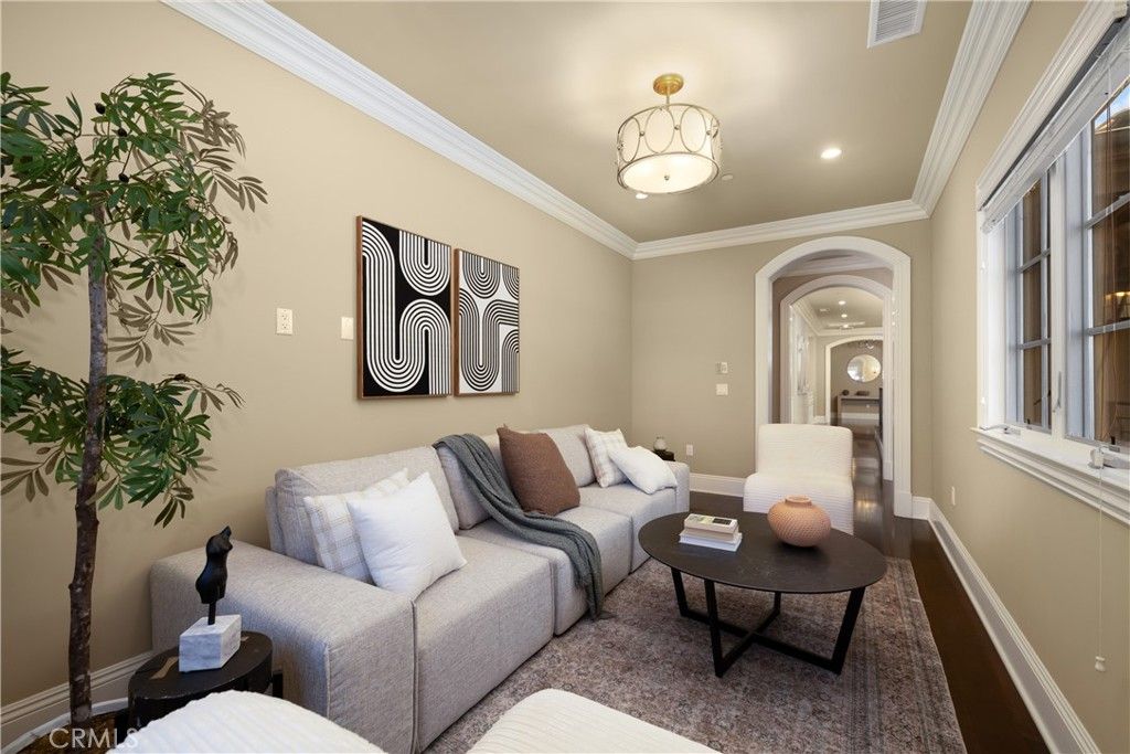 Image 54 of property listing at 423 W Lemon Avenue, Arcadia, CA 91007