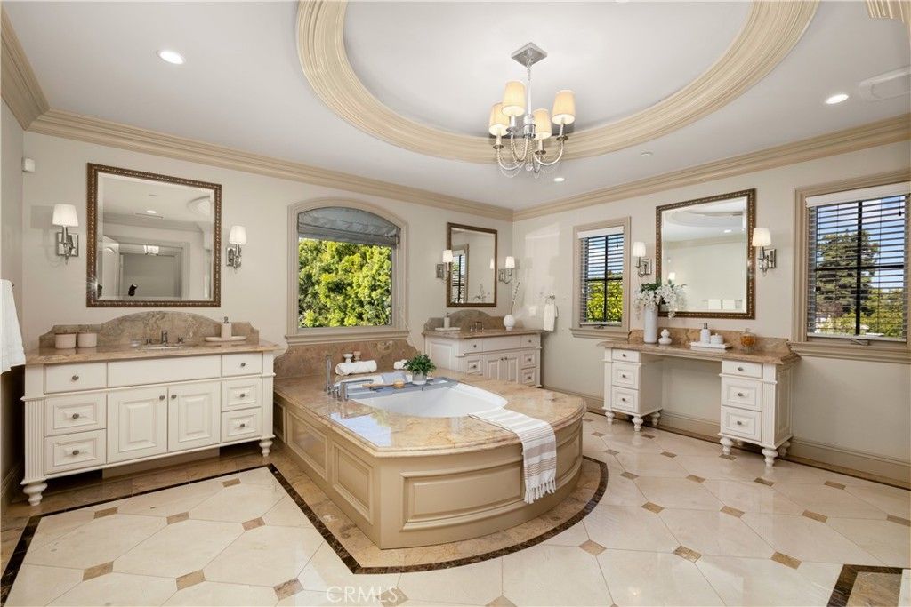 Image 58 of property listing at 423 W Lemon Avenue, Arcadia, CA 91007