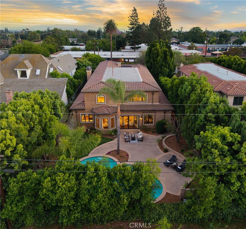 Image 74 of property listing at 423 W Lemon Avenue, Arcadia, CA 91007