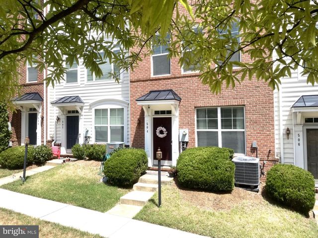 504 NE AVA WAY NE, Washington, DC 20017