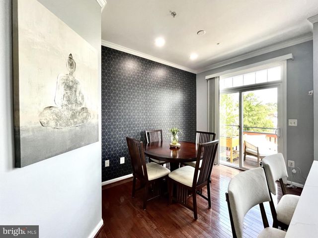 504 NE AVA WAY NE, Washington, DC 20017
