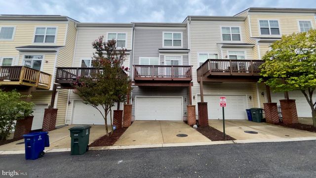 504 NE AVA WAY NE, Washington, DC 20017