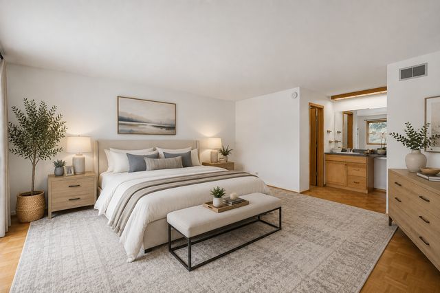 1187 Foxboro Court 1187, Schaumburg, IL 60193