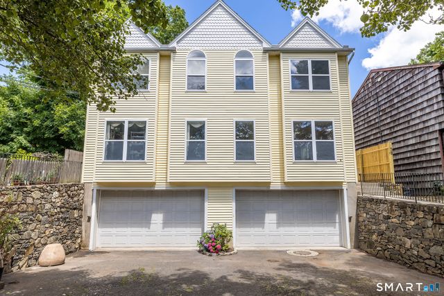 7 Edgewood Street B, Norwalk, CT 06854