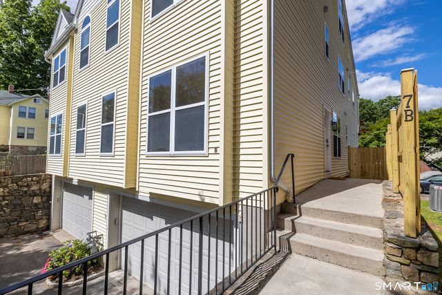 7 Edgewood Street B, Norwalk, CT 06854