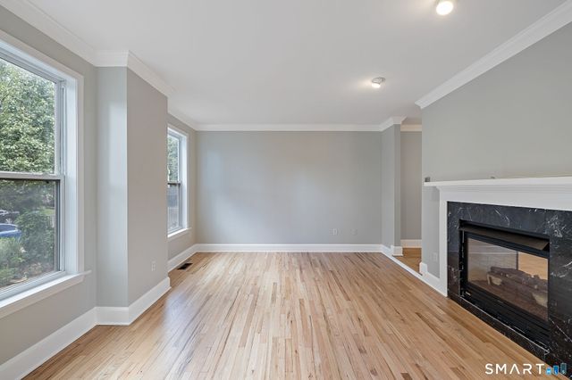 7 Edgewood Street B, Norwalk, CT 06854