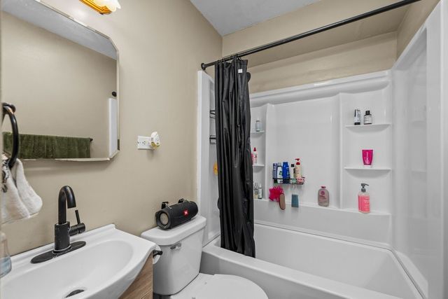 3433 FILLMORE Street, Davenport, IA 52806