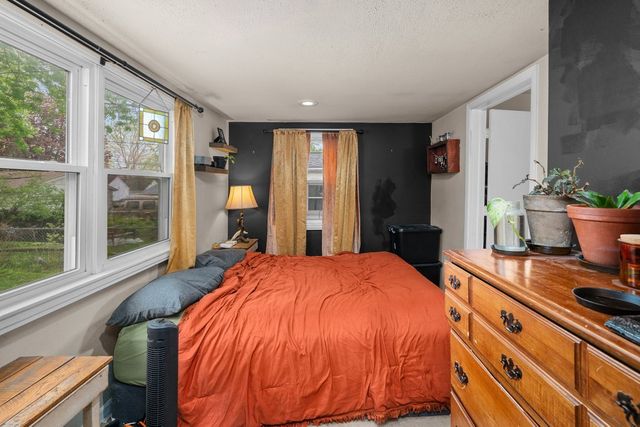 3433 FILLMORE Street, Davenport, IA 52806