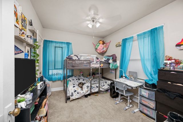 3433 FILLMORE Street, Davenport, IA 52806