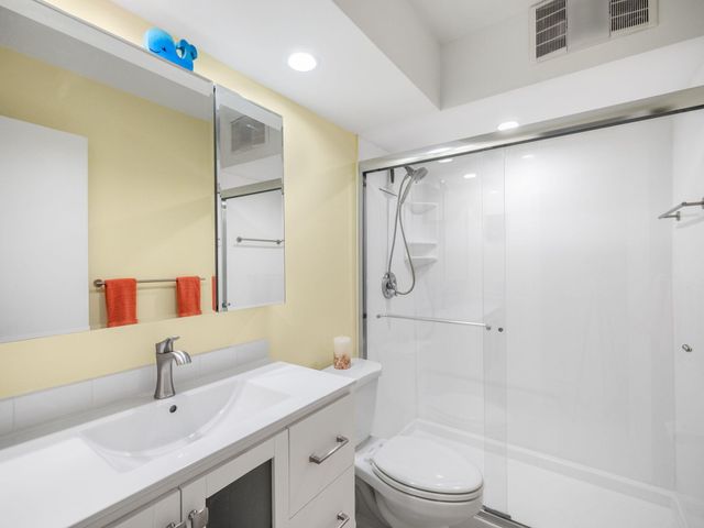 131 Doolen Court 103, North Palm Beach, FL 33408