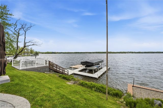 786 Harbor Avenue, Lake Milton, OH 44429