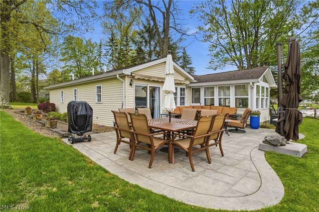 786 Harbor Avenue, Lake Milton, OH 44429