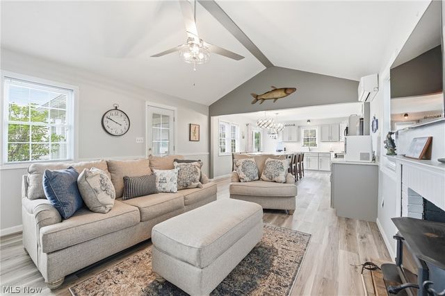 786 Harbor Avenue, Lake Milton, OH 44429