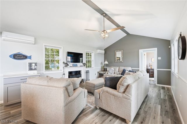 786 Harbor Avenue, Lake Milton, OH 44429