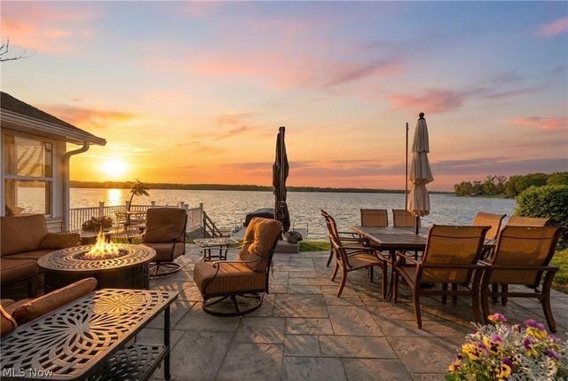 786 Harbor Avenue, Lake Milton, OH 44429