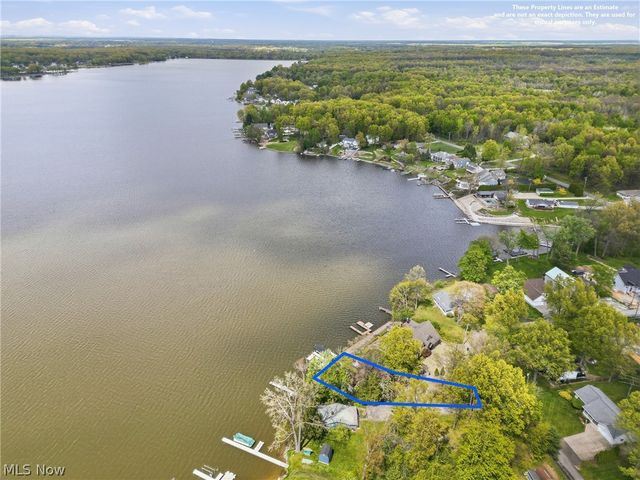 786 Harbor Avenue, Lake Milton, OH 44429