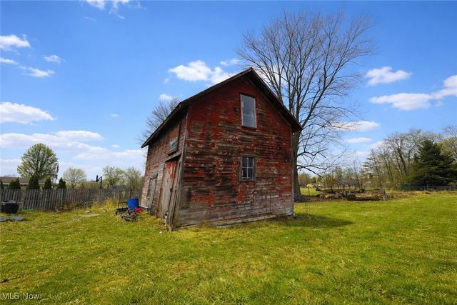 305 W Main Street, Lagrange, OH 44050