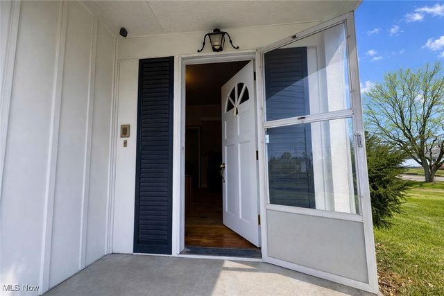 305 W Main Street, Lagrange, OH 44050