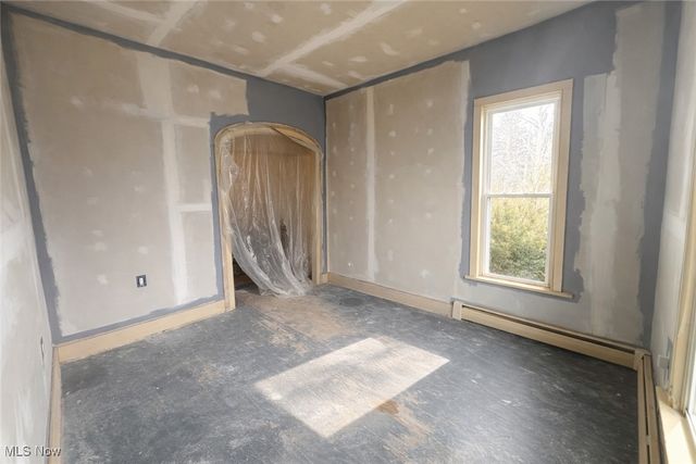 305 W Main Street, Lagrange, OH 44050