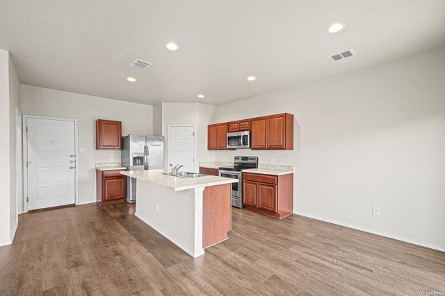 12924 Cicely, St Hedwig, TX 78152