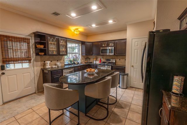 7902 Rothesay Chase Road, Houston, TX 77095