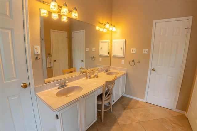 7902 Rothesay Chase Road, Houston, TX 77095