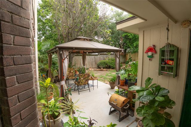 7902 Rothesay Chase Road, Houston, TX 77095