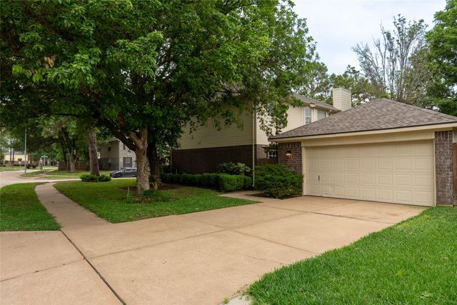 7902 Rothesay Chase Road, Houston, TX 77095