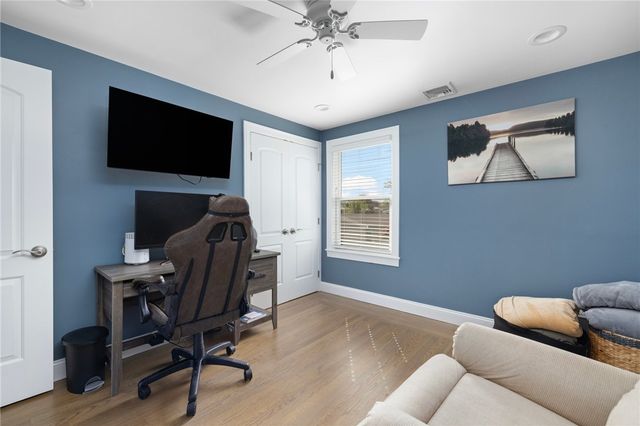 26 Leawood Drive, Cranston, RI 02920
