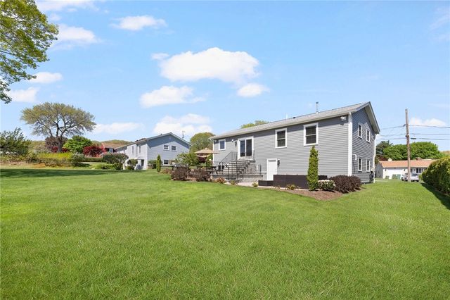 26 Leawood Drive, Cranston, RI 02920