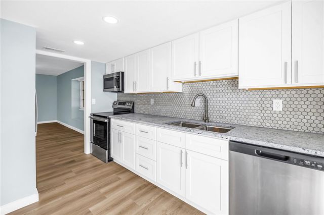 6232 GREEN VIEW CIRCLE 66, Sarasota, FL 34231