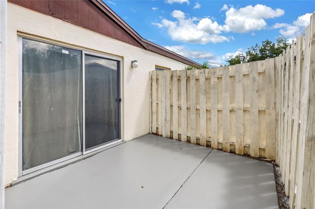 6232 GREEN VIEW CIRCLE 66, Sarasota, FL 34231