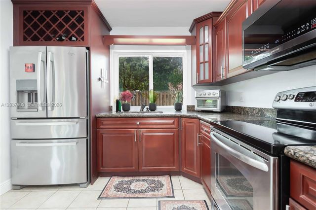 6316 NW 173rd Street, Hialeah, FL 33015