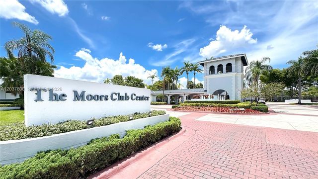 6316 NW 173rd Street, Hialeah, FL 33015